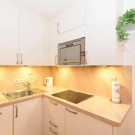 Διαμέρισμα Lord Nelson 506